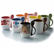 bicoloured-mugs-with-spoon